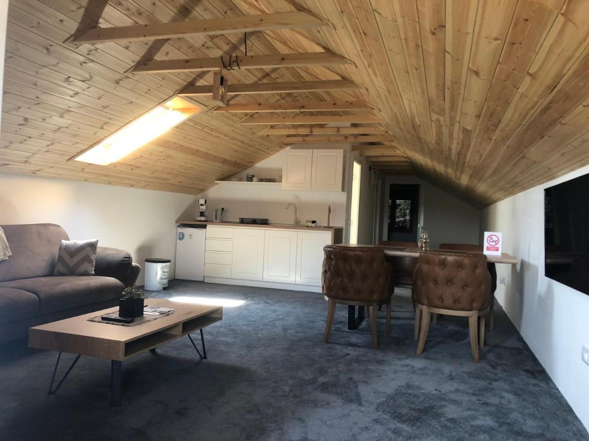 Aqualux Apartments Връдник Екстериор снимка
