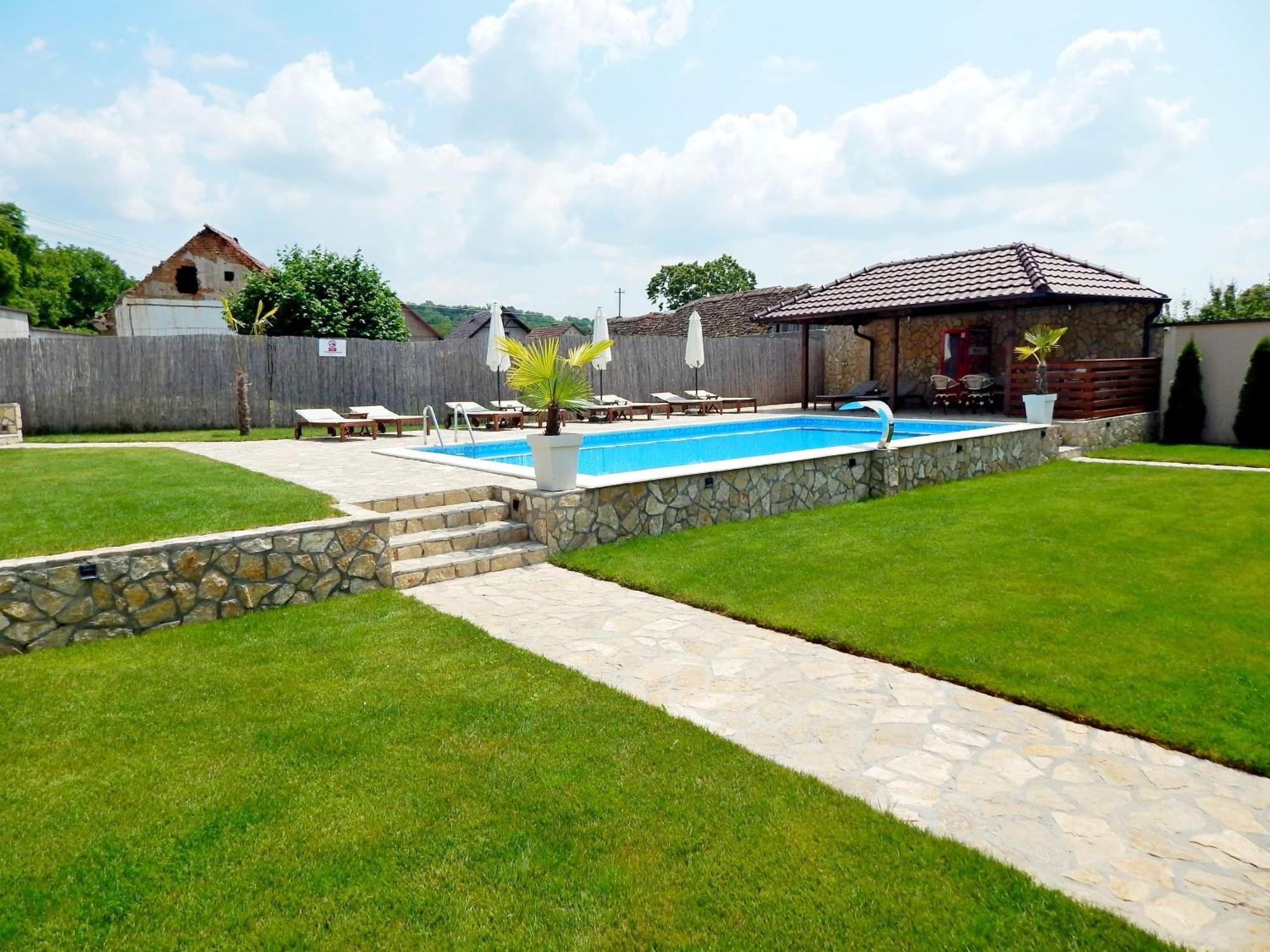 Aqualux Apartments Връдник Екстериор снимка